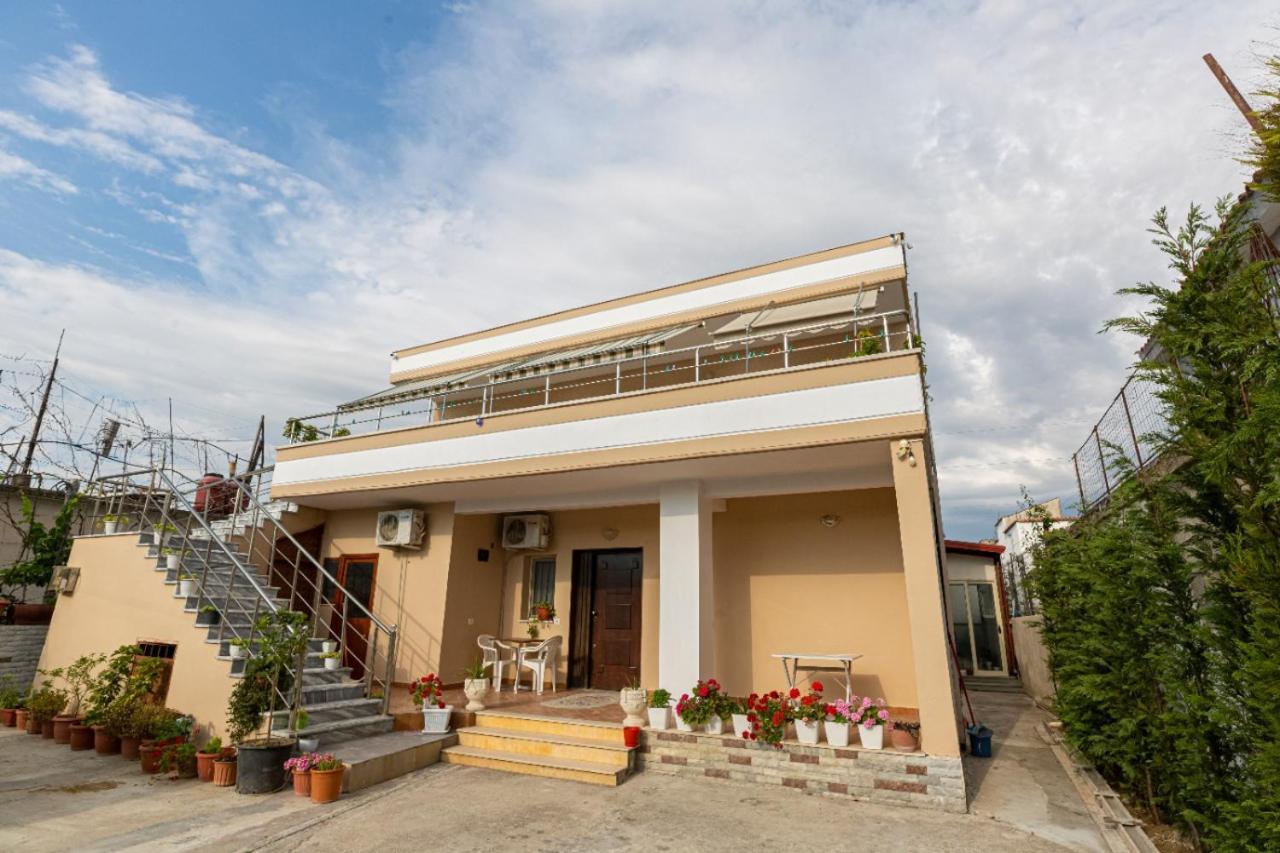 Vila B&E Vlore Exterior photo